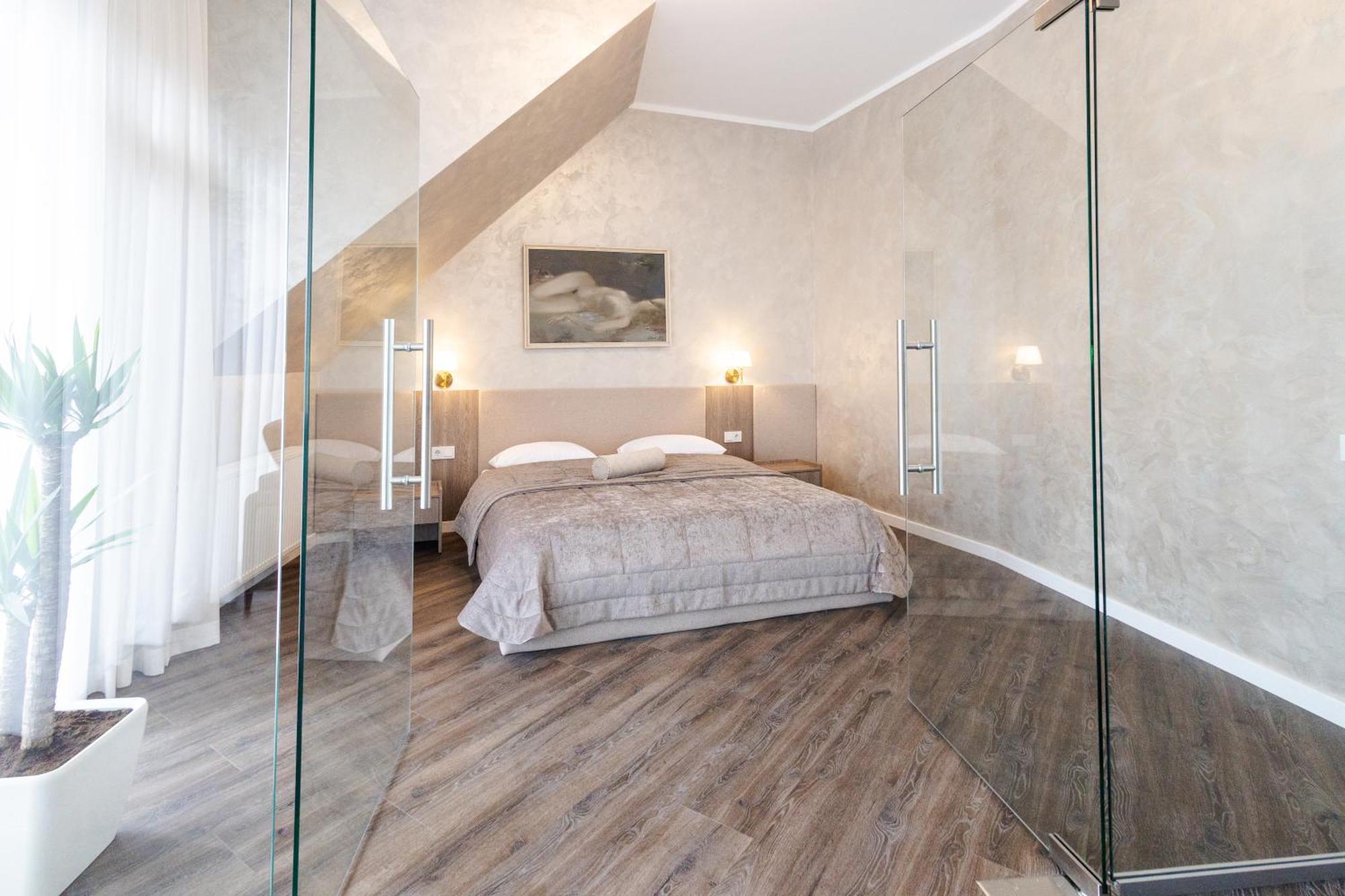 Nicole Hotel Uzhhorod