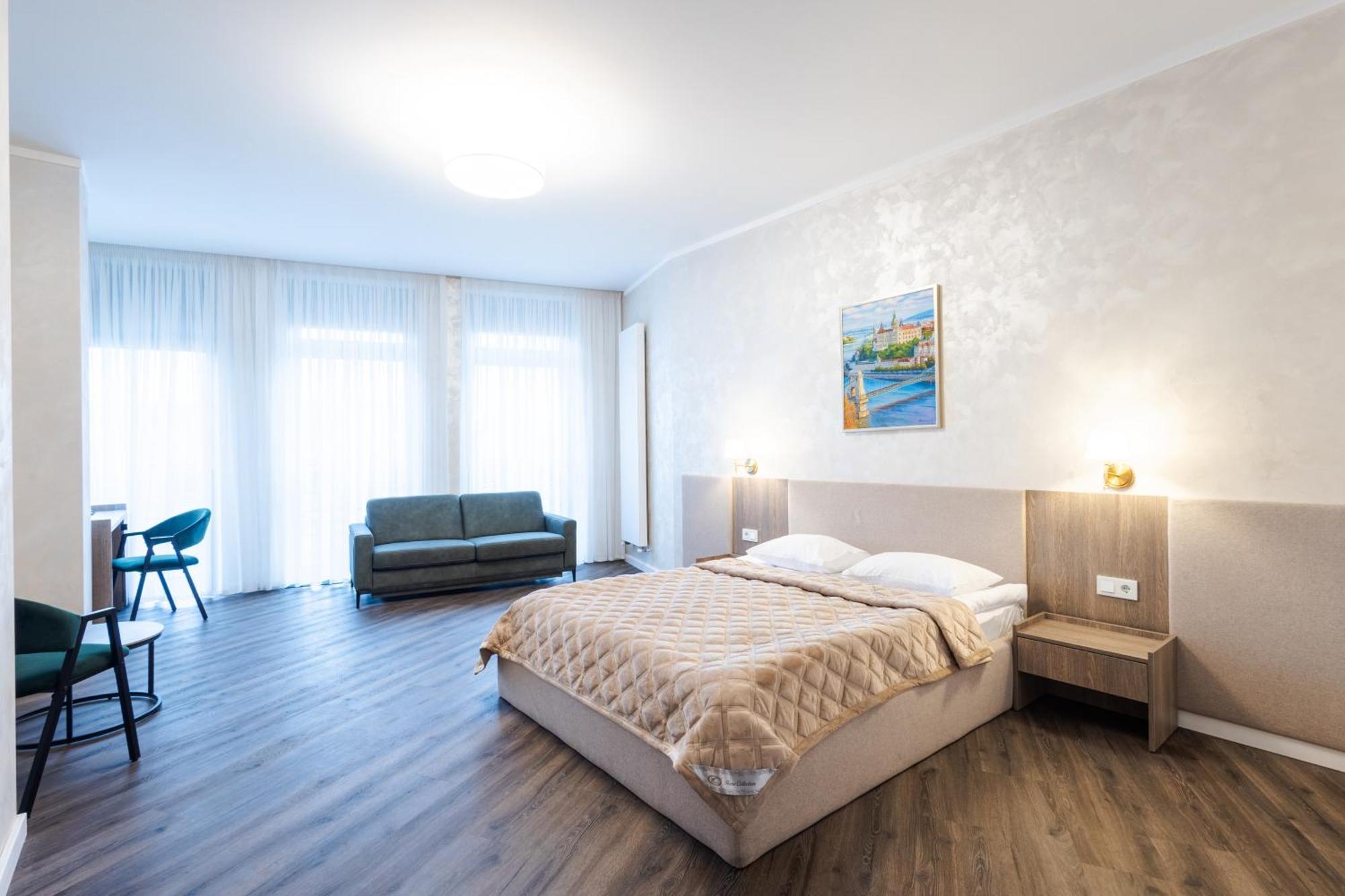 Nicole Hotel *